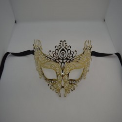 Masque rigide métal doré